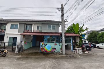 3 Bedroom Townhouse for sale in Krathum Rai, Bangkok