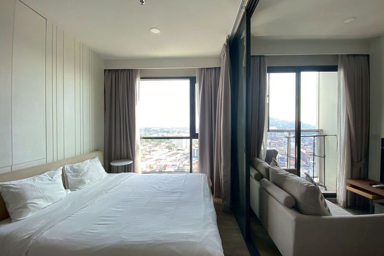 1 Bedroom Condo For Rent