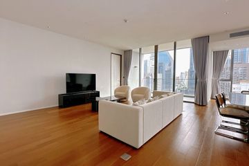 3 Bedroom Condo for rent in Kraam Sukhumvit 26, Khlong Tan, Bangkok near BTS Phrom Phong