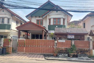 3 Bedroom House for sale in Sireen House Watcharapol, Tha Raeng, Bangkok
