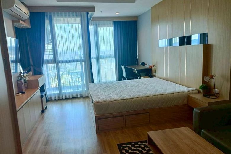 1 Bedroom Condo For Rent