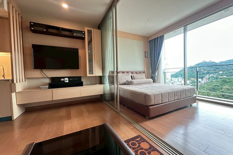 1 Bedroom Condo For Rent