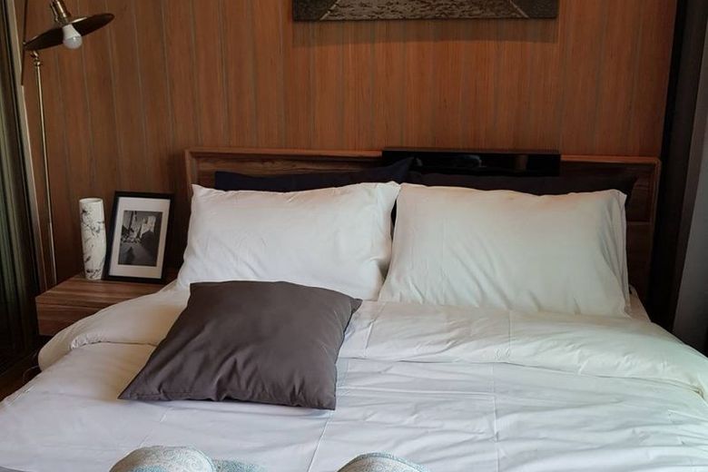 1 Bedroom Condo For Rent