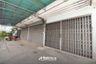 Commercial for Sale or Rent in Huai Khwang, Bangkok