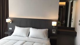 1 Bedroom Condo for rent in The Lumpini 24, Khlong Tan, Bangkok near BTS Phrom Phong