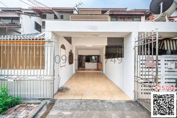 4 Bedroom Townhouse for rent in Anusawari, Bangkok near BTS Wat Phra Si Mahathat