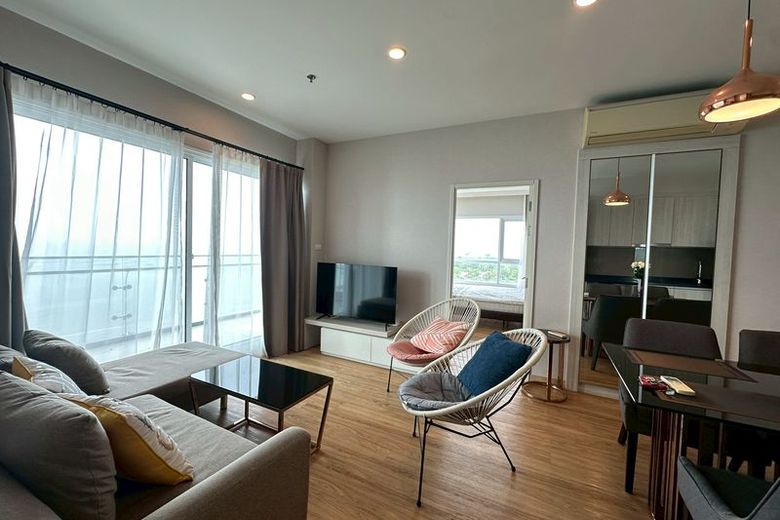 1 Bedroom Condo For Rent