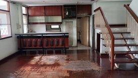 Commercial for rent in Khlong Toei Nuea, Bangkok near MRT Phetchaburi