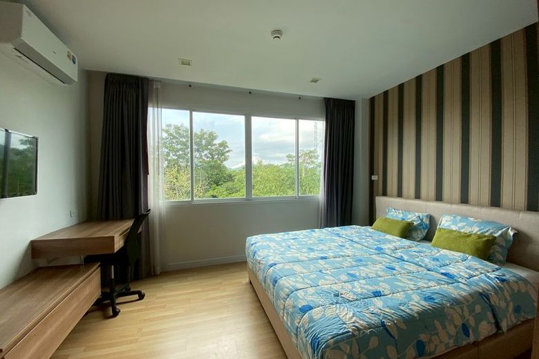 1 Bedroom Condo For Rent