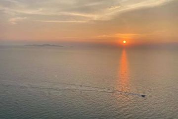 2 Bedroom Condo for sale in The Palm Wongamat Beach, Na Kluea, Chonburi