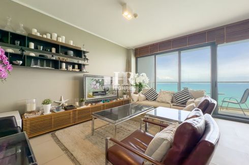 2 Bedroom Condo for sale in Zire Wongamat, Na Kluea, Chonburi