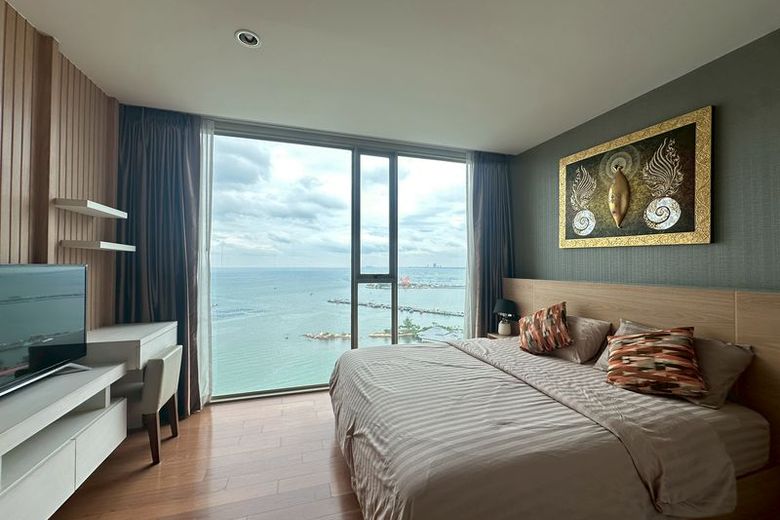 1 Bedroom Condo For Rent