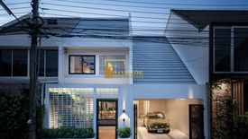 3 Bedroom Townhouse for rent in Phra Khanong Nuea, Bangkok near BTS Phra Khanong