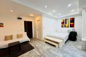 1 Bedroom Condo for sale in Siam Oriental Twins, Nong Prue, Chonburi