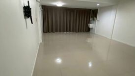 2 Bedroom Townhouse for rent in Bang Chak, Bangkok near BTS Bang Chak