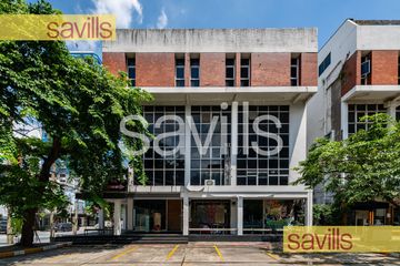 Commercial for sale in Khlong Tan Nuea, Bangkok
