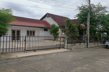 6 Bedroom House for sale in Nong Kakha, Chonburi