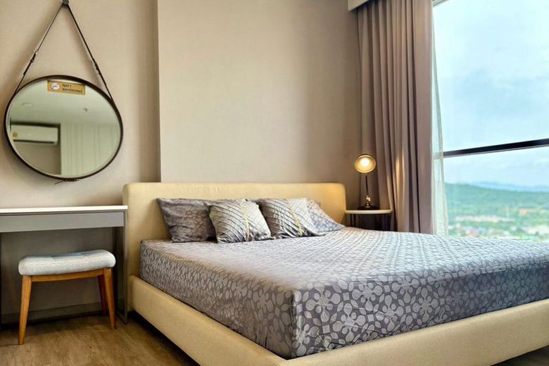 1 Bedroom Condo For Rent