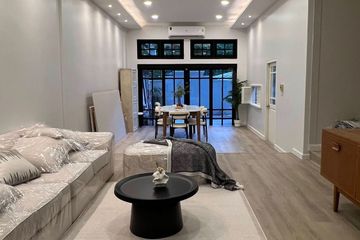 5 Bedroom Townhouse for rent in Phra Khanong Nuea, Bangkok near BTS Phra Khanong