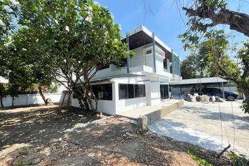 6 Bedroom House for rent in Din Daeng, Bangkok near MRT Ratchadaphisek