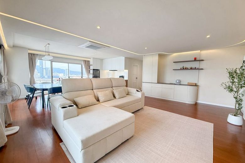 2 Bedroom Condo