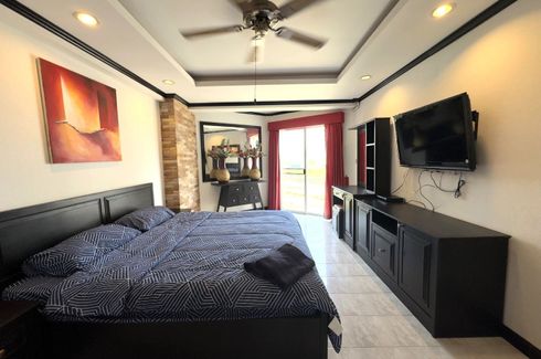 1 Bedroom Condo for sale in Jomtien Beach Condominium, Nong Prue, Chonburi