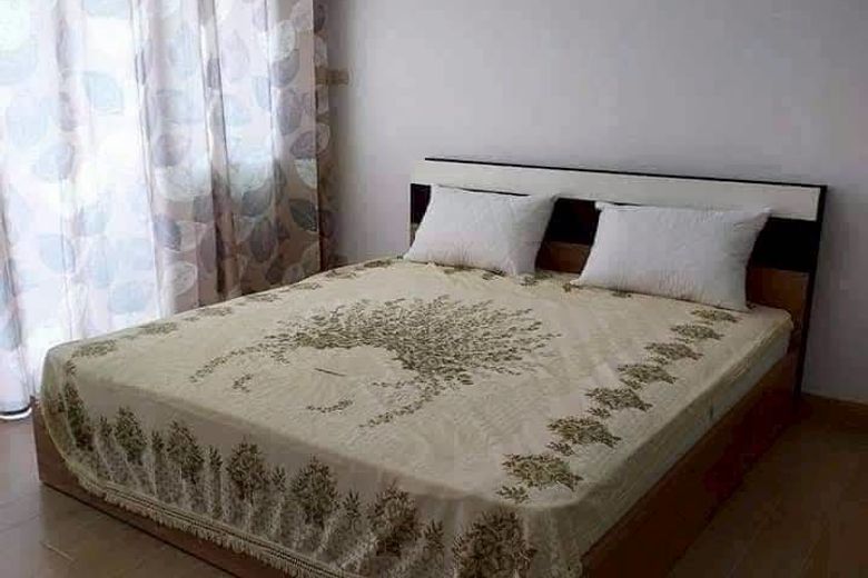 1 Bedroom Condo For Rent