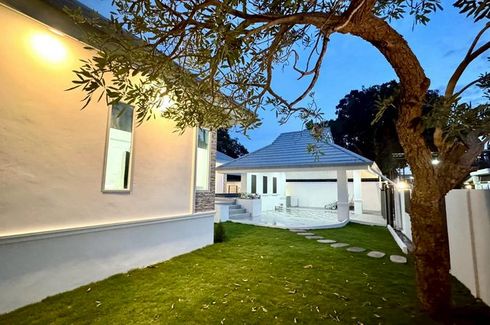 3 Bedroom Villa for sale in Impress House Village, Nong Prue, Chonburi