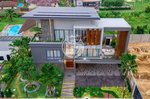 5 Bedroom Villa for sale in Huai Yai, Chonburi