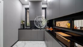 5 Bedroom Villa for sale in Huai Yai, Chonburi