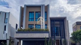 5 Bedroom House for sale in Grand Bangkok Boulevard Rama9 - Krungthepkritha, Lumpini, Bangkok near BTS Ploen Chit