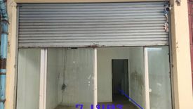 Commercial for sale in Khlong Mahanak, Bangkok near MRT Yommarat