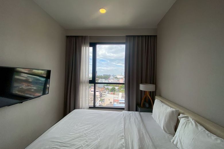 1 Bedroom Condo For Rent