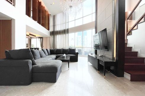 3 Bedroom Condo for rent in The Rajdamri, Pathum Wan, Bangkok near BTS Ratchadamri