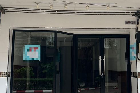 1 Bedroom Commercial for rent in Pathumwan Resort, Thanon Phaya Thai, Bangkok near BTS Ratchathewi