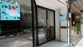 1 Bedroom Commercial for rent in Pathumwan Resort, Thanon Phaya Thai, Bangkok near BTS Ratchathewi