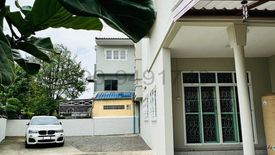 3 Bedroom Townhouse for sale in Khan Na Yao, Bangkok