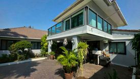 4 Bedroom House for rent in Na Kluea, Chonburi