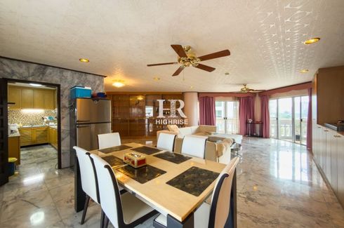 3 Bedroom Condo for sale in Silver Beach, Na Kluea, Chonburi