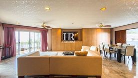 3 Bedroom Condo for sale in Silver Beach, Na Kluea, Chonburi