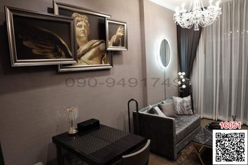 1 Bedroom Condo for sale in Silom, Bangkok near BTS Surasak