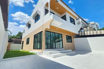 4 Bedroom House for sale in Bang Na, Bangkok