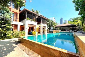 5 Bedroom Villa for rent in Villa Kwanta, Khlong Tan Nuea, Bangkok near BTS Thong Lo