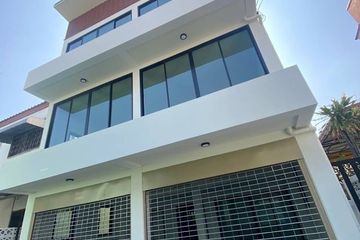 3 Bedroom Townhouse for sale in Phra Khanong Nuea, Bangkok near BTS On Nut