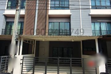 3 Bedroom Townhouse for sale in Phlapphla, Bangkok near MRT Lat Phrao 101