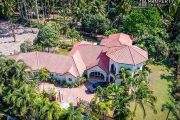 5 Bedroom Villa for Sale or Rent in Huai Yai, Chonburi