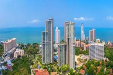 2 Bedroom Condo for sale in The Riviera Wongamat, Na Kluea, Chonburi