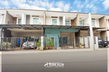 3 Bedroom Townhouse for sale in Huai Chorakhe, Nakhon Pathom