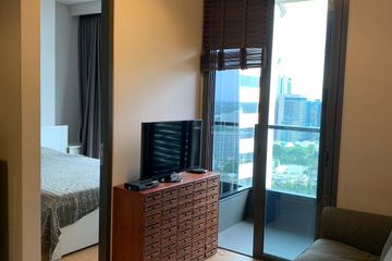 1 Bedroom Condo for rent in The Lumpini 24, Khlong Tan, Bangkok near BTS Phrom Phong