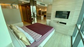 1 Bedroom Condo for rent in The Room Sukhumvit 21, Khlong Toei Nuea, Bangkok near MRT Sukhumvit